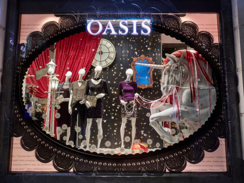 oasis christmas 2017 window display visual merchandising bespoke prop manufacturer