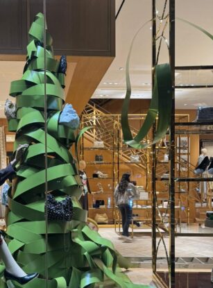 Tory Burch | Holiday Windows